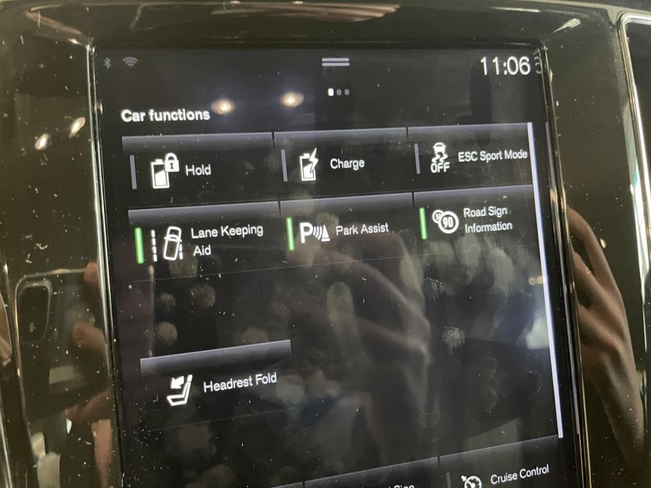 VOLVO V60 2020