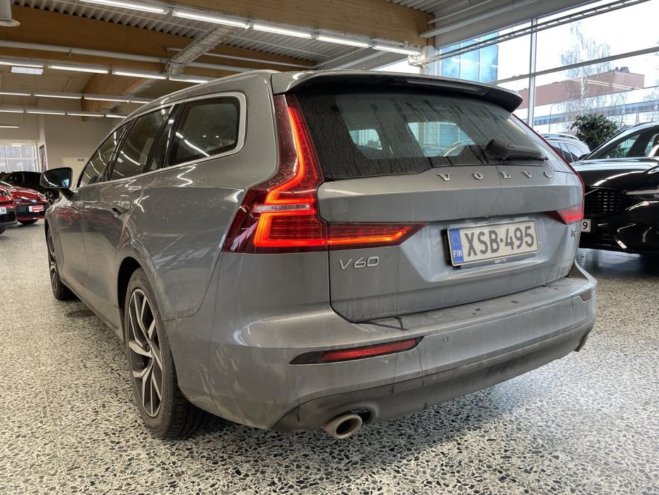 VOLVO V60 2020