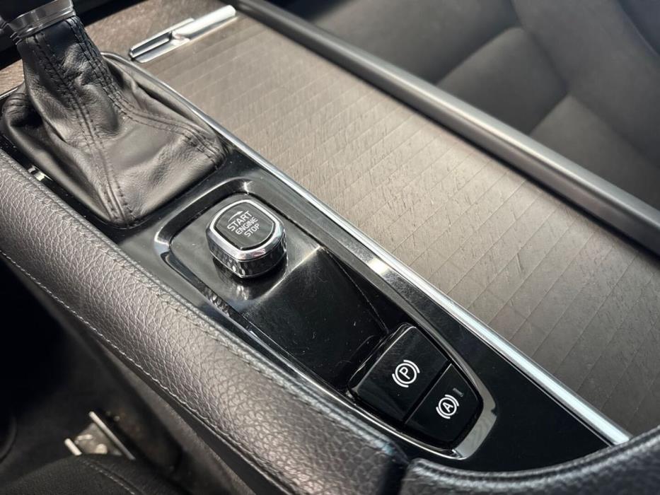 VOLVO V90 Cross Country 2019