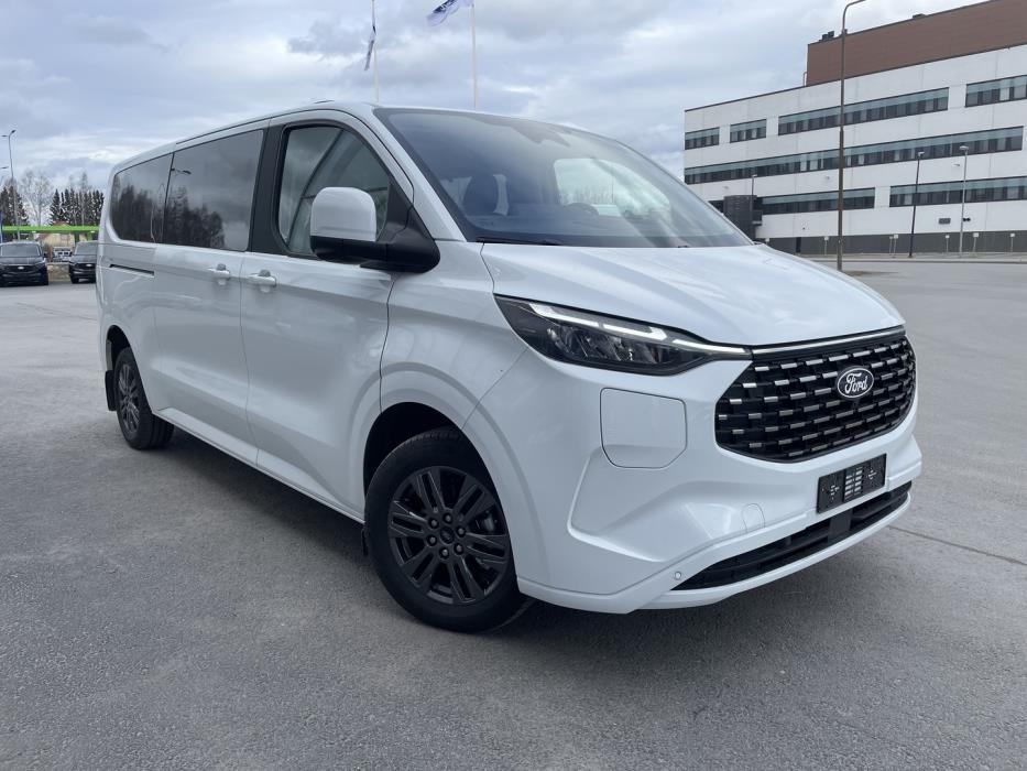 FORD Tourneo Custom 2026