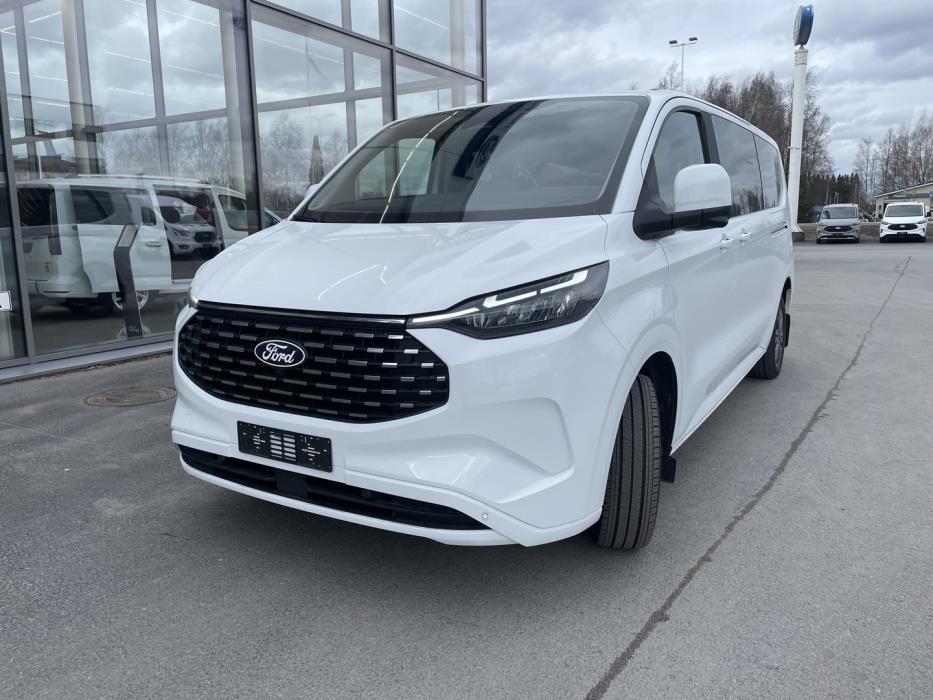 FORD Tourneo Custom 2026