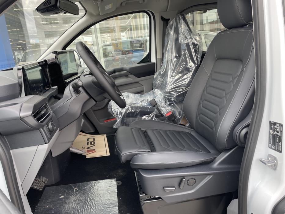 FORD Tourneo Custom 2026