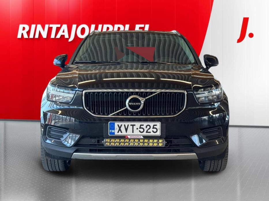 VOLVO XC40 2019