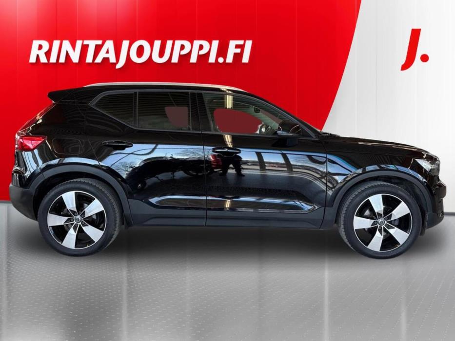 VOLVO XC40 2019