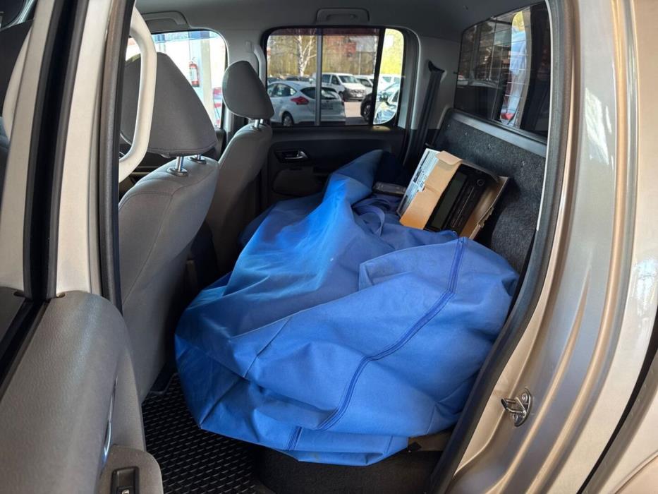 VOLKSWAGEN Amarok 2011