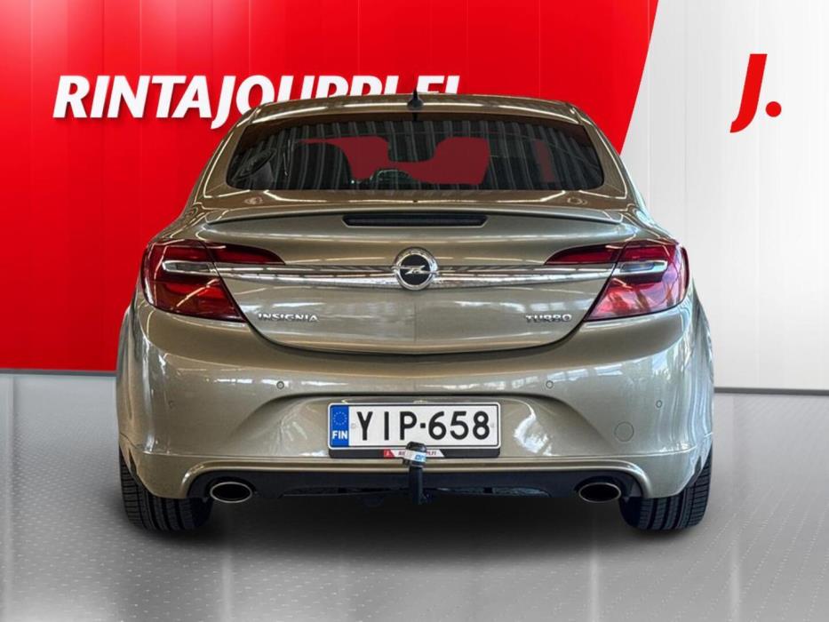 OPEL Insignia 2015