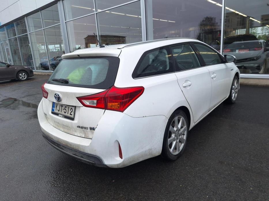 TOYOTA Auris 2014