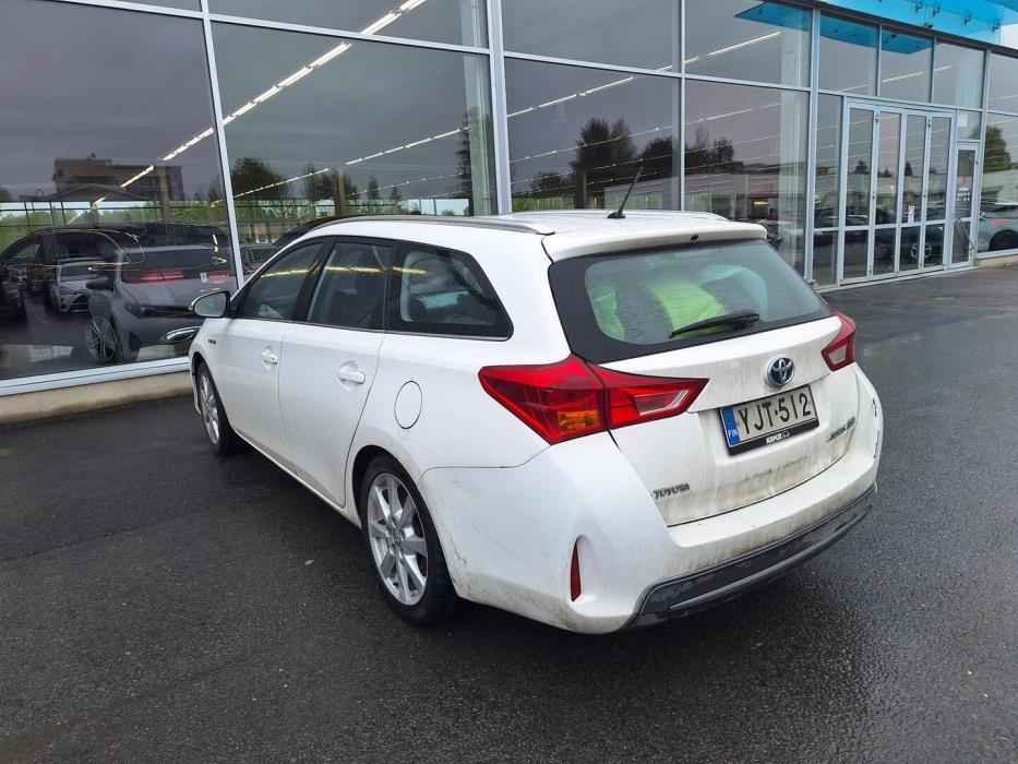 TOYOTA Auris 2014