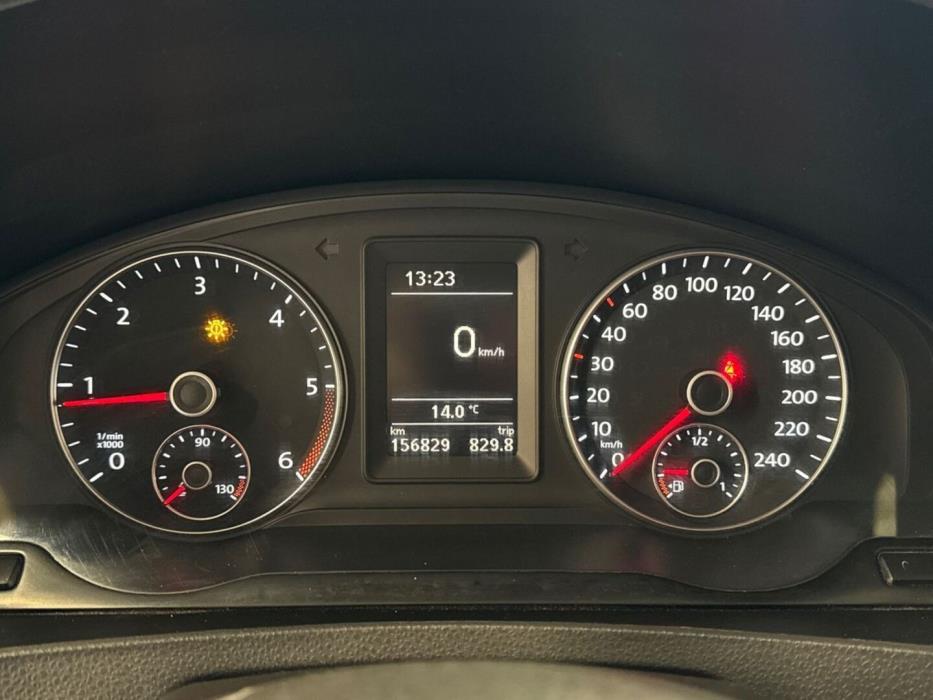 VOLKSWAGEN Transporter 2012