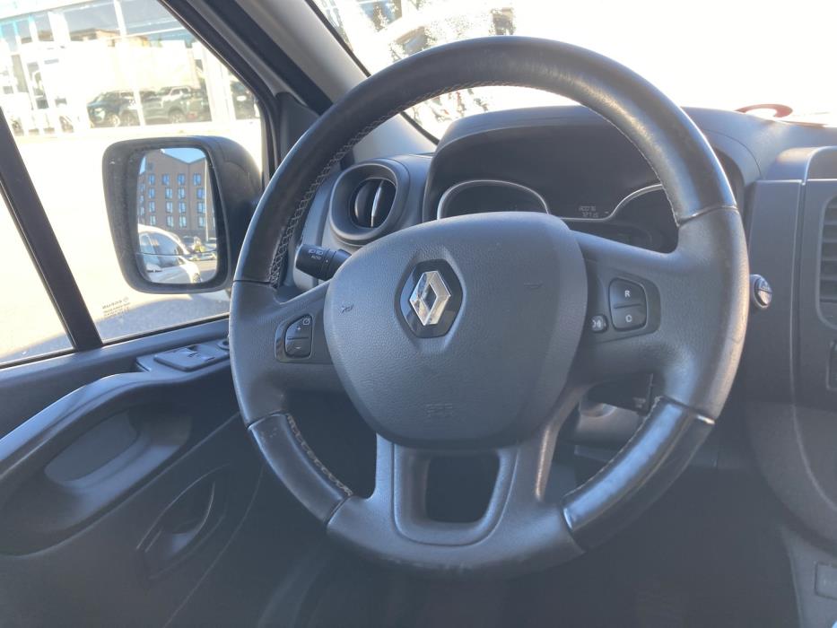 RENAULT Trafic 2020