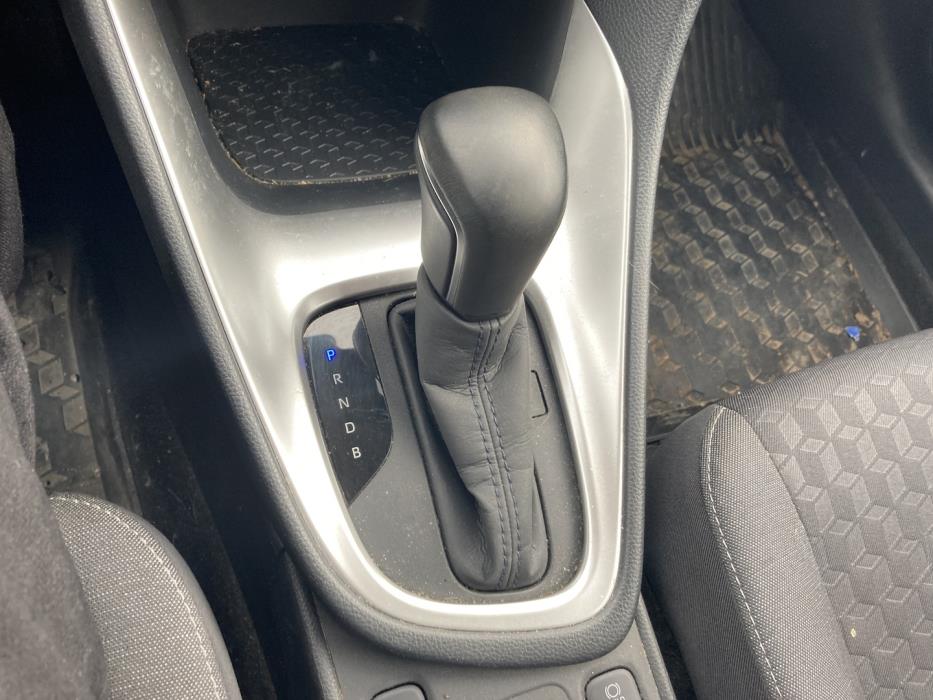 TOYOTA Yaris 2023