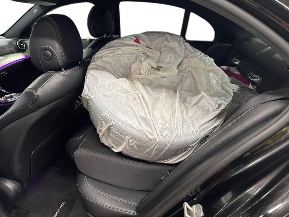 MERCEDES-BENZ E 2016