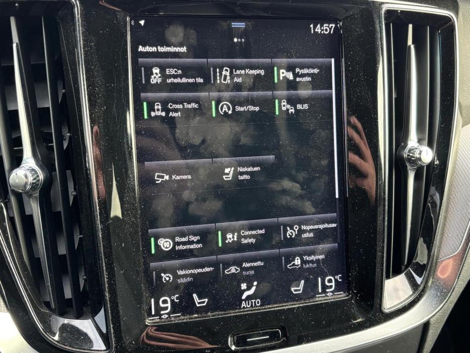 VOLVO V60 2019