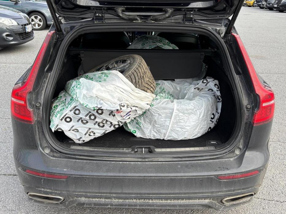 VOLVO V60 2019