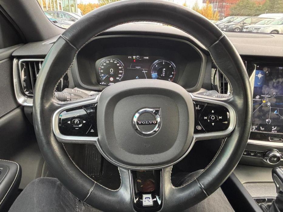 VOLVO V60 2019