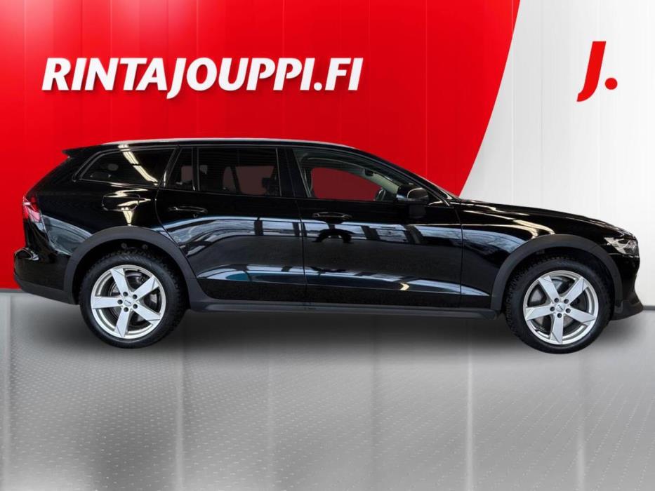 VOLVO V60 Cross Country 2022