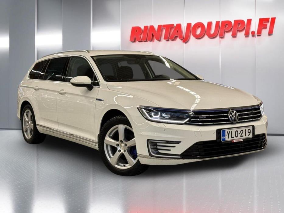 VOLKSWAGEN Passat 2018