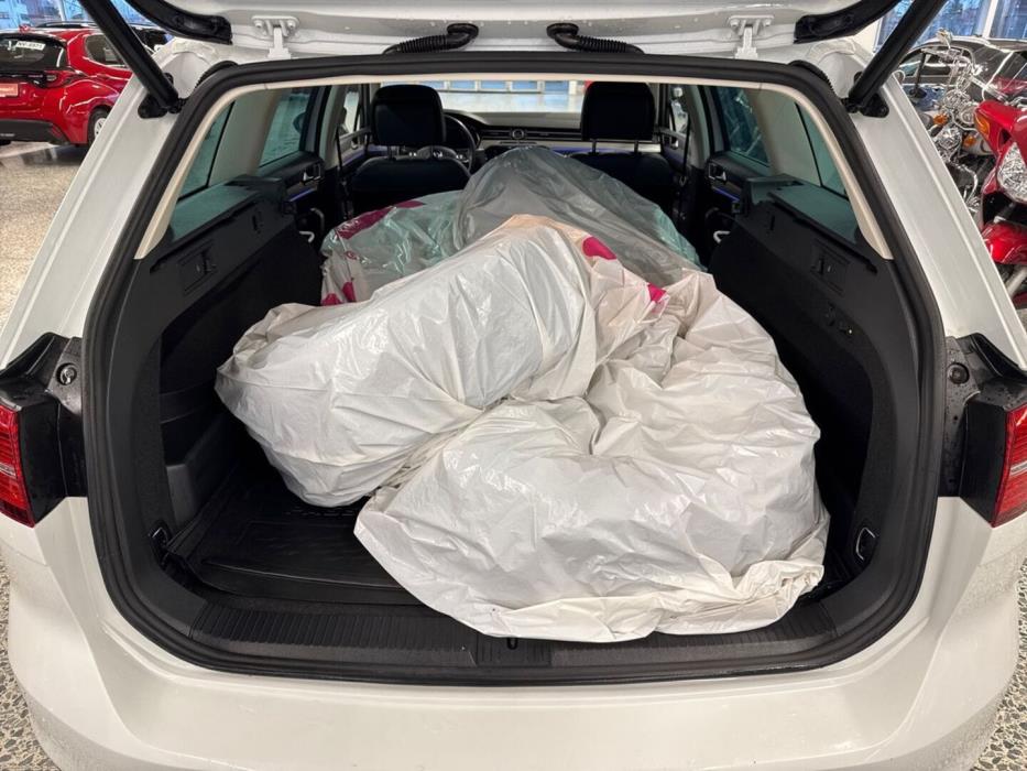 VOLKSWAGEN Passat 2018