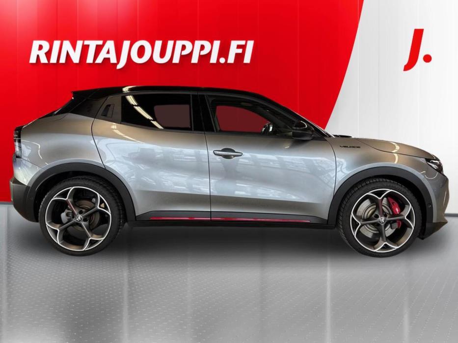 ALFA ROMEO Junior 2025