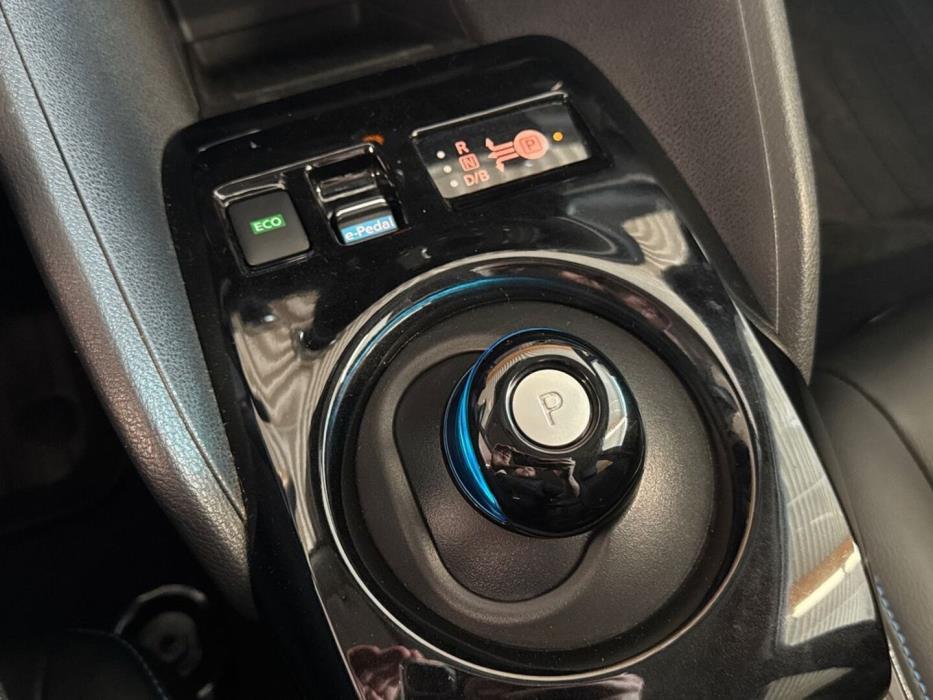 NISSAN Leaf 2021