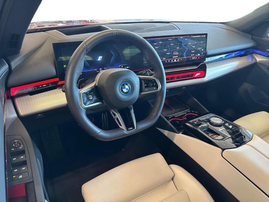 BMW i5 2025