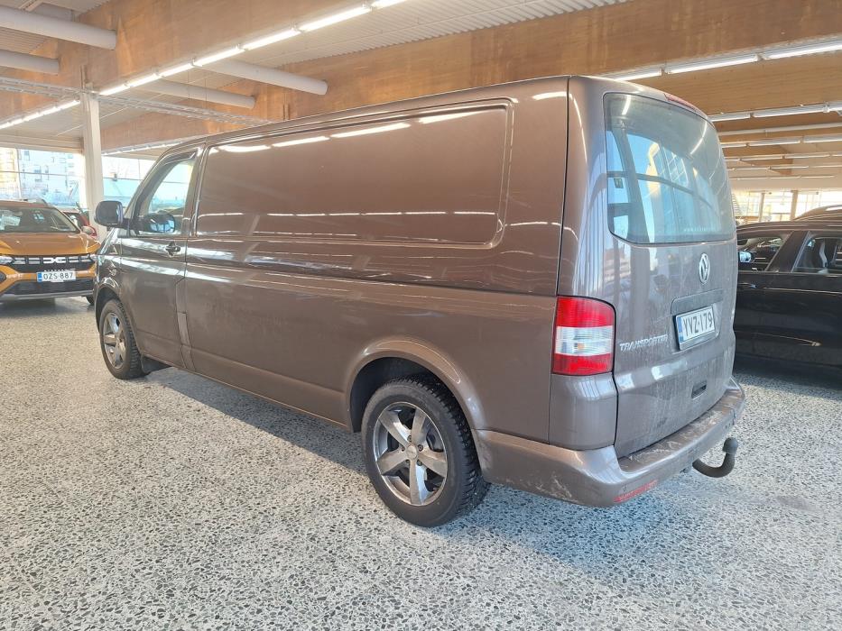 VOLKSWAGEN Transporter 2013