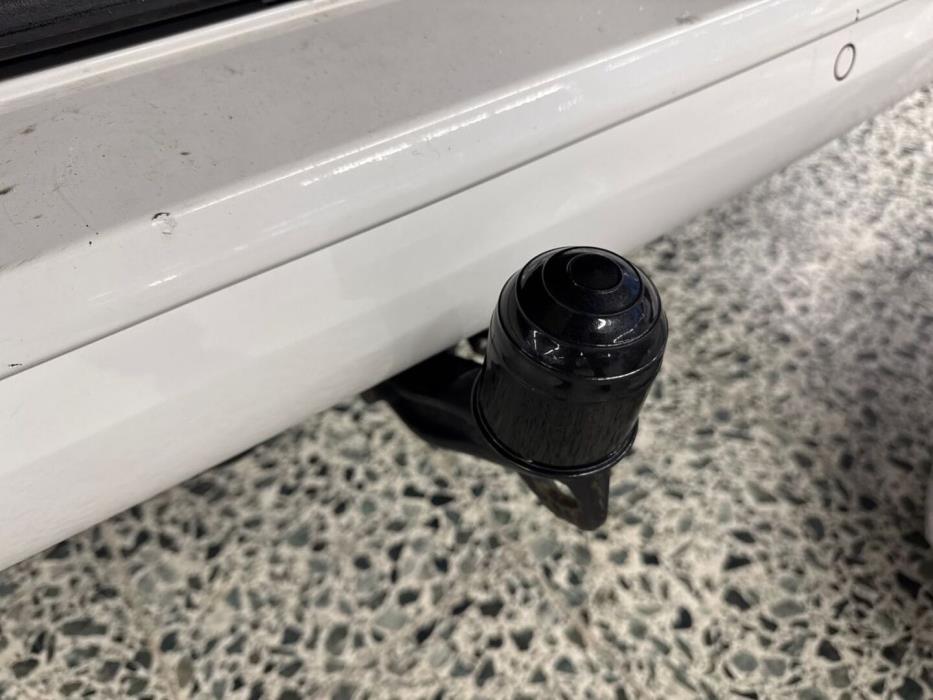 VOLKSWAGEN Multivan 2015