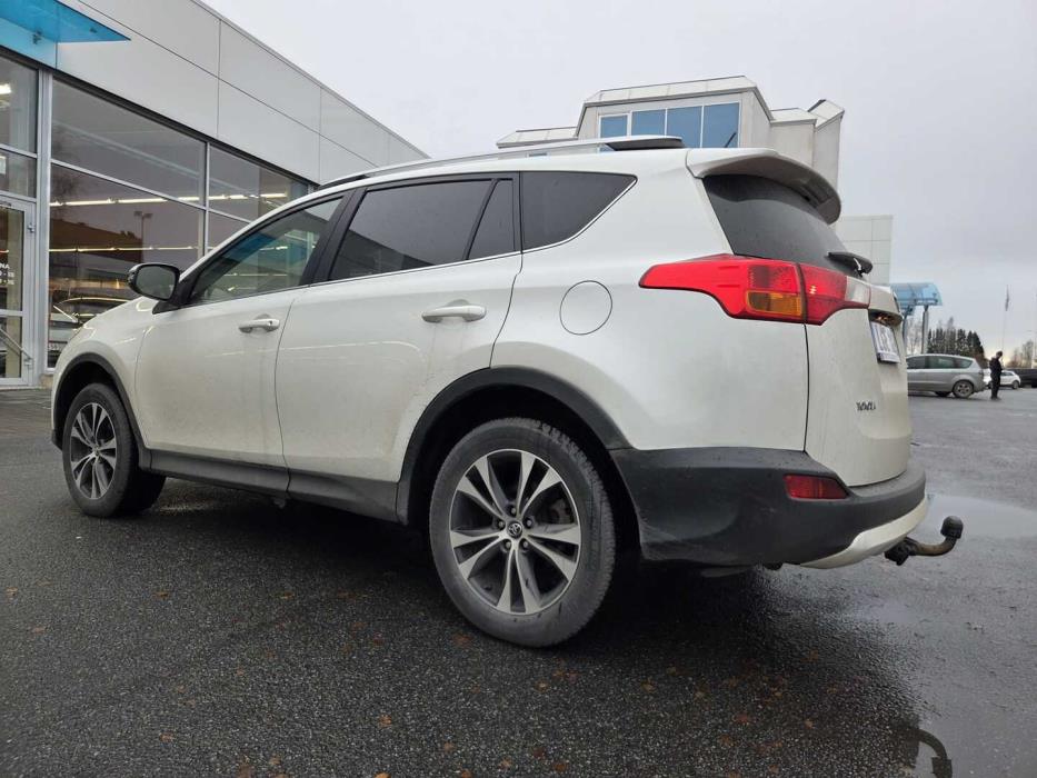 TOYOTA RAV4 2015