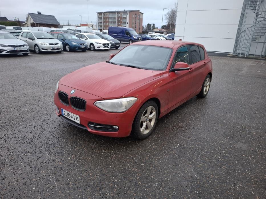BMW 118 2012