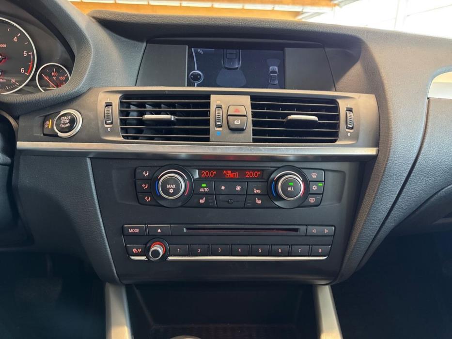 BMW X3 2011