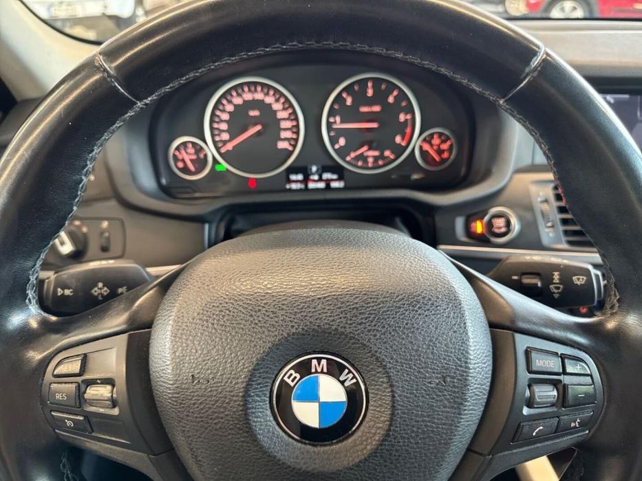 BMW X3 2011