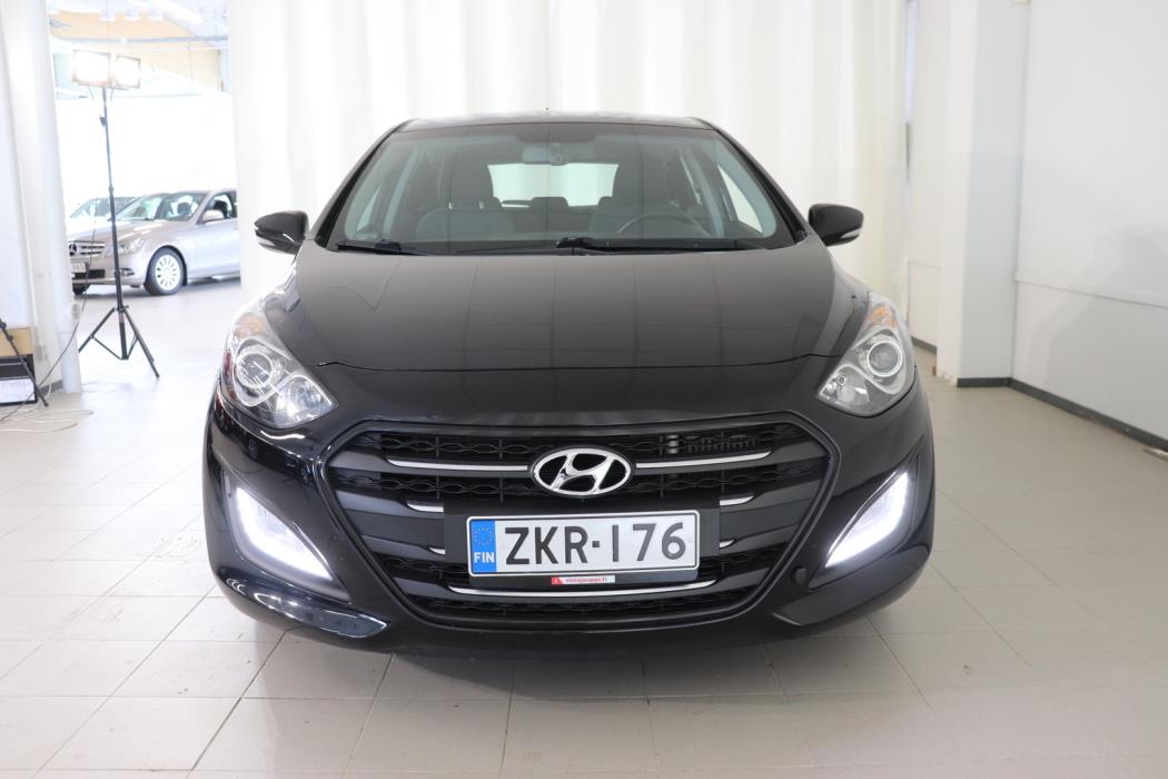 HYUNDAI i30 5d 2016