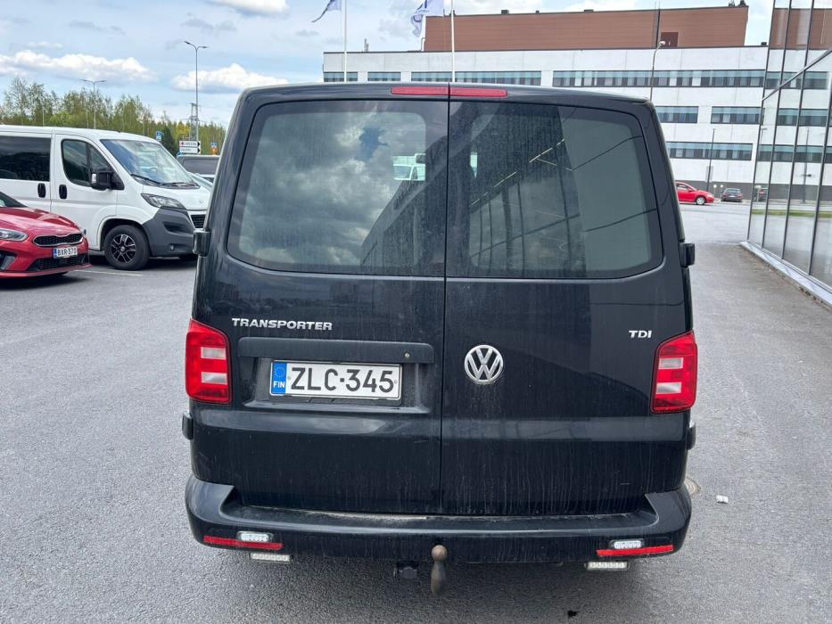 VOLKSWAGEN Transporter 2017