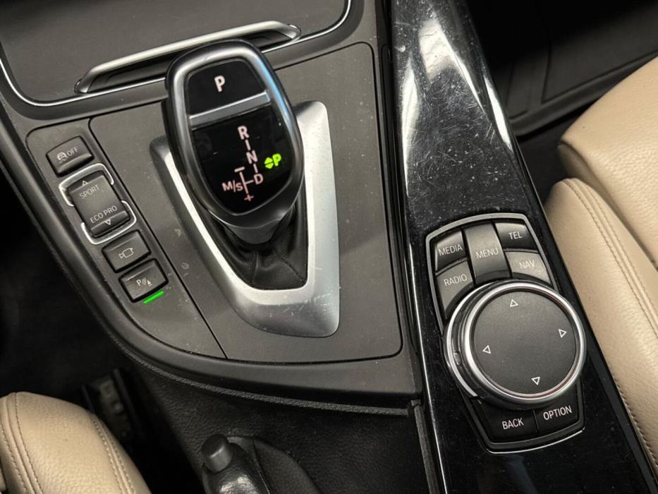 BMW 330 Gran Turismo 2015