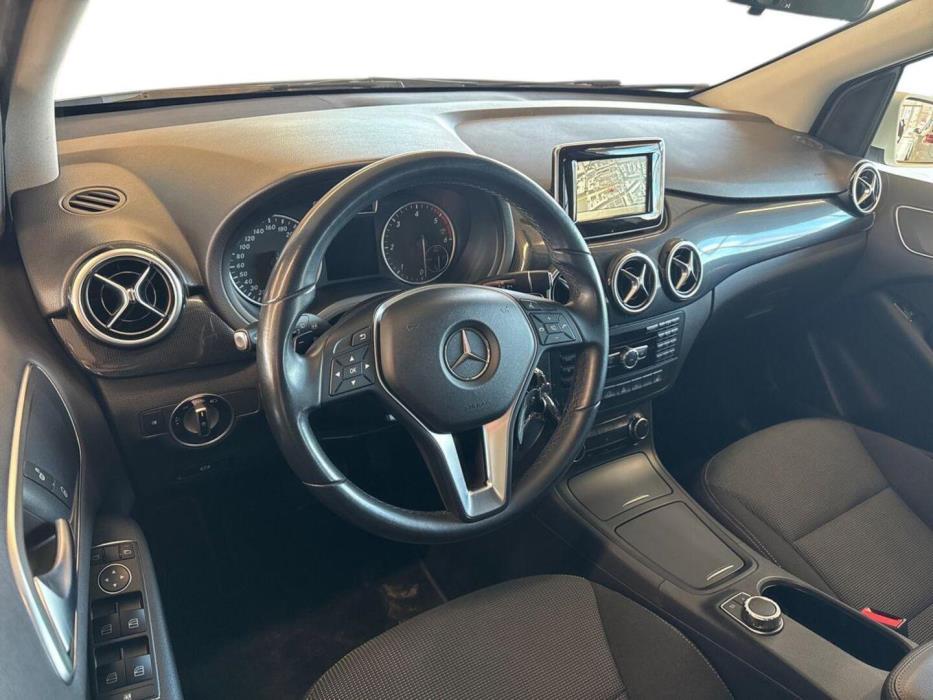 MERCEDES-BENZ B 2014