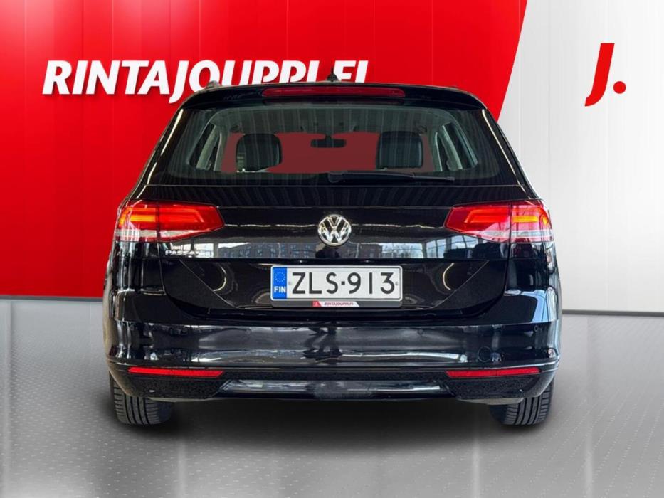 VOLKSWAGEN Passat 2018