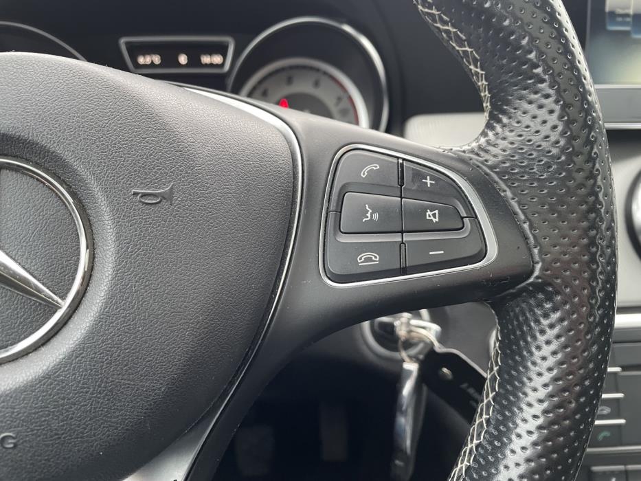 MERCEDES-BENZ CLA 2016