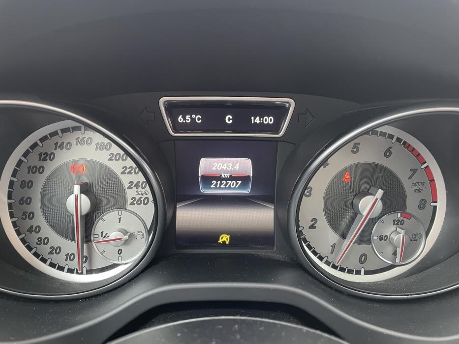 MERCEDES-BENZ CLA 2016