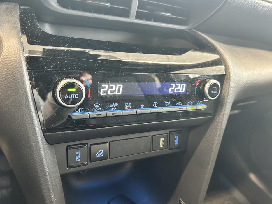 TOYOTA Yaris Cross 2022