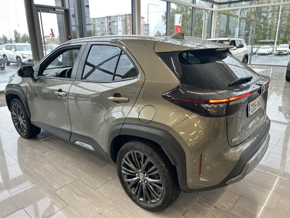 TOYOTA Yaris Cross 2022