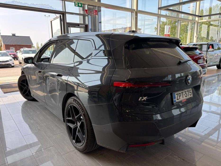 BMW iX 2022
