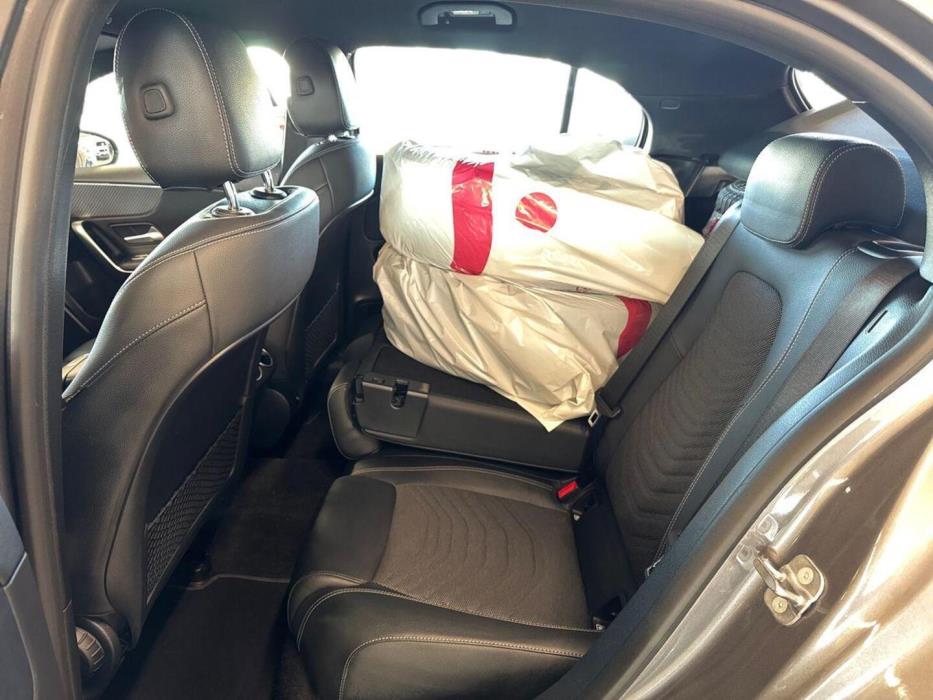 MERCEDES-BENZ A 2024