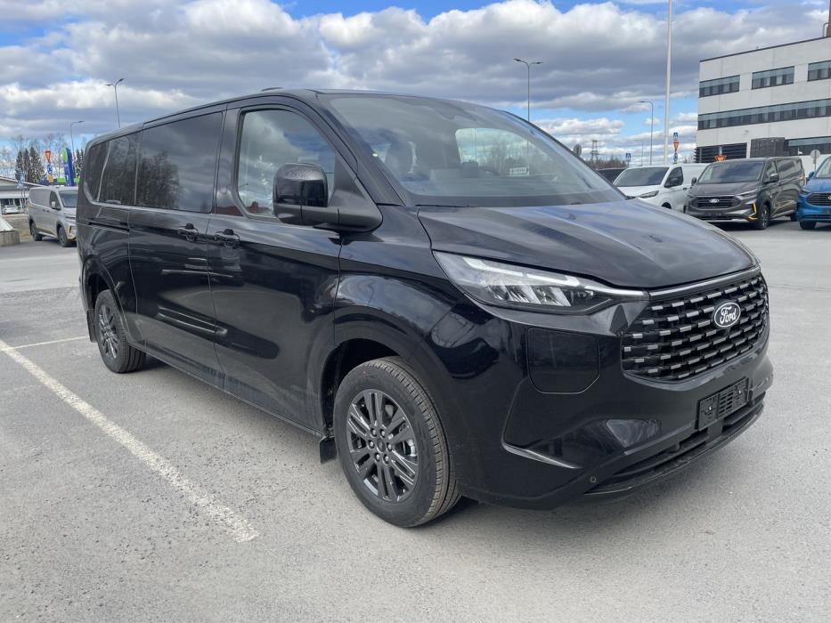 FORD Tourneo Custom 2026