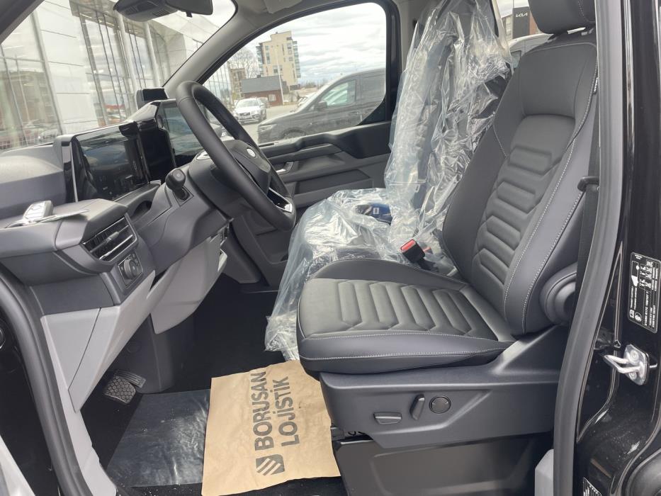 FORD Tourneo Custom 2026