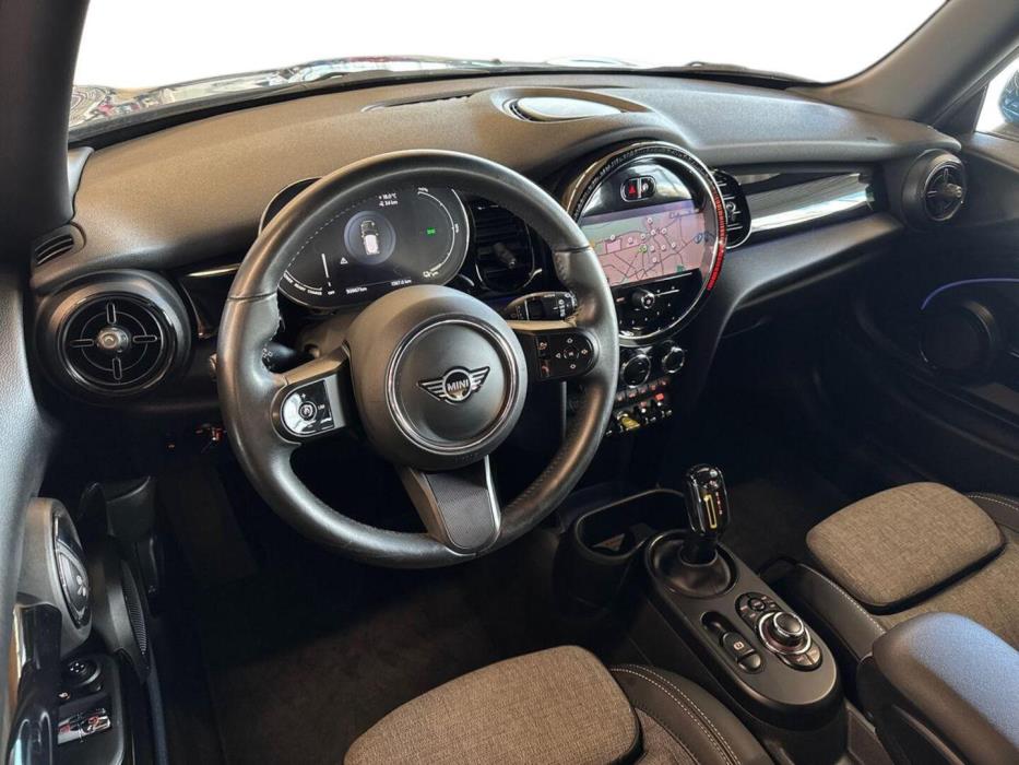 MINI Hatchback 2023
