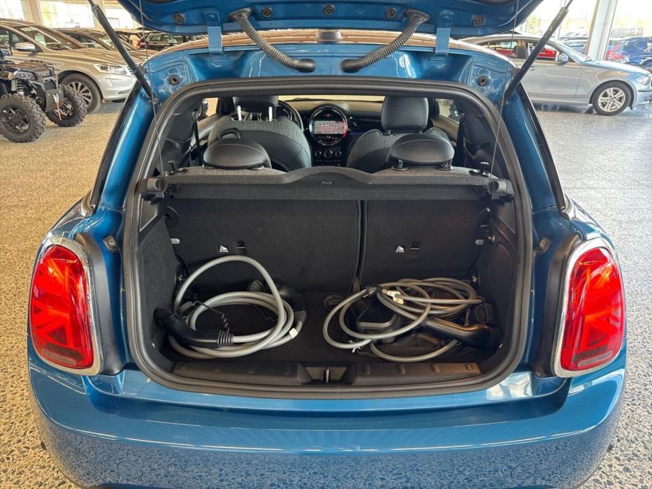 MINI Hatchback 2023