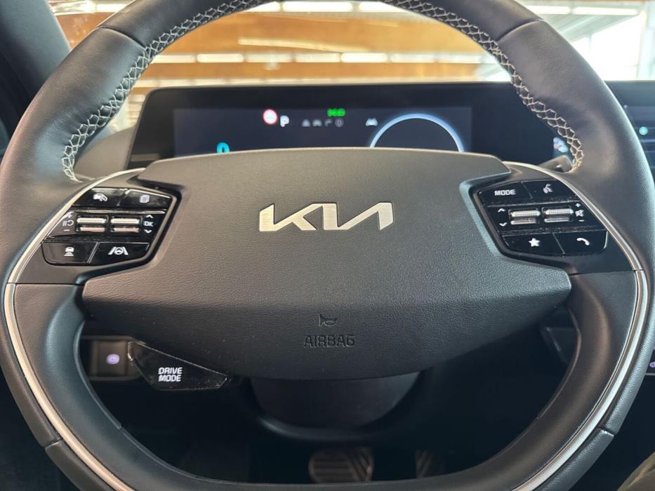 KIA EV6 2024