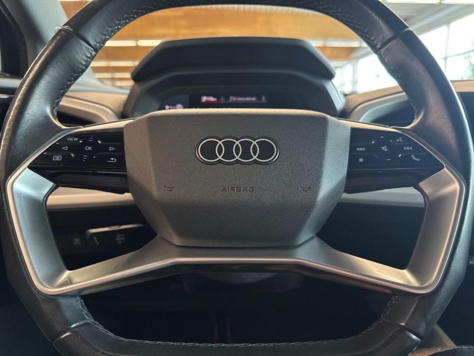 AUDI Q4 e-tron 2022