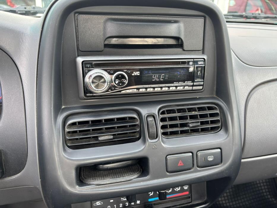NISSAN Navara 2003