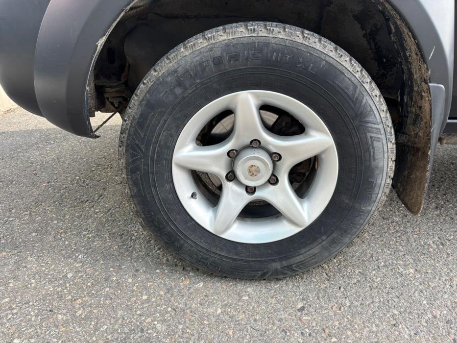 NISSAN Navara 2003